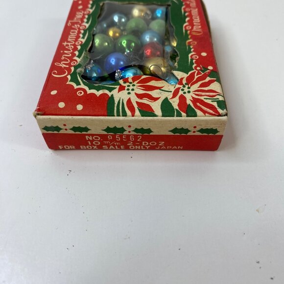 Vintage Christmas Tree Ornaments Japan Box  Set 24 Shiny Mini Balls 1950s - Picture 3 of 4